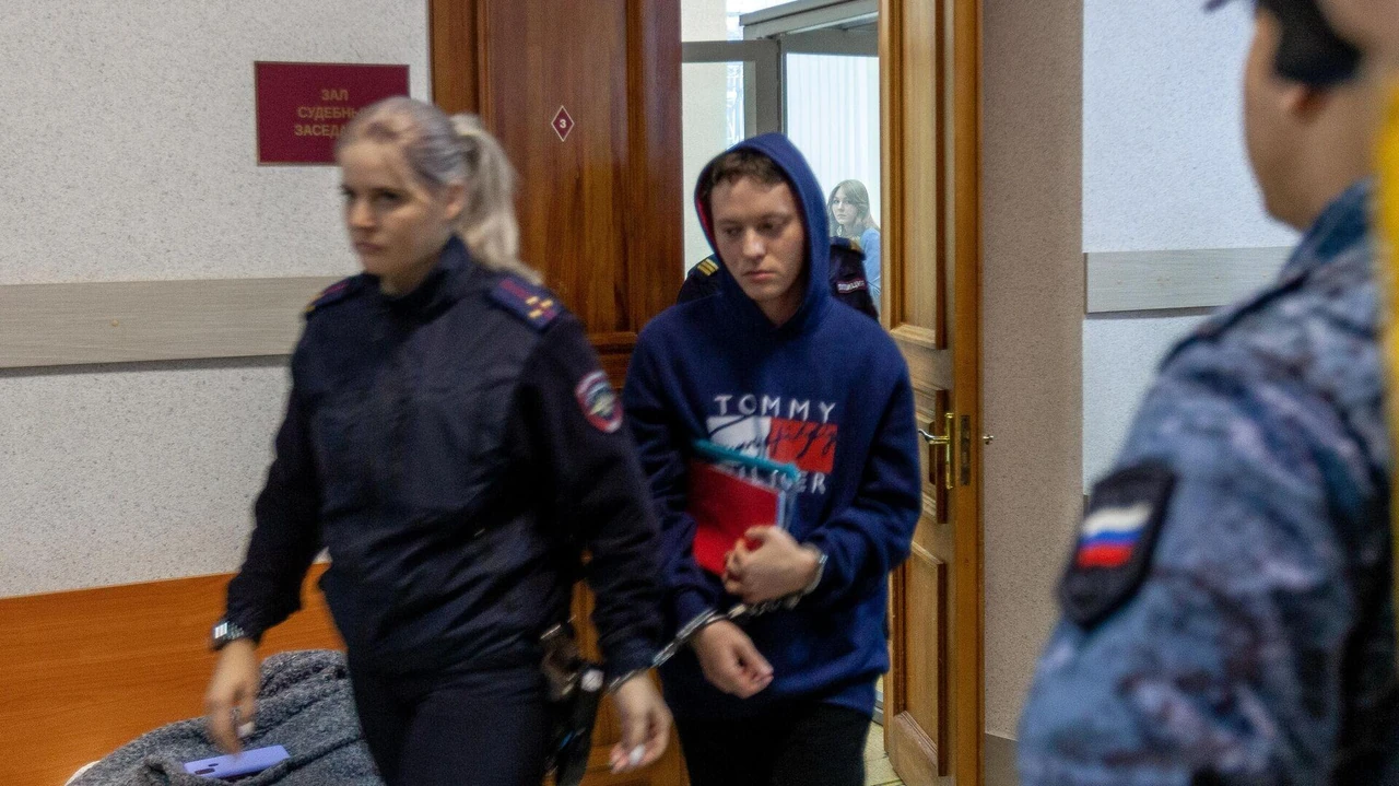 Співак Шарлот помер: інсценування, протести та реальна доля артиста e288